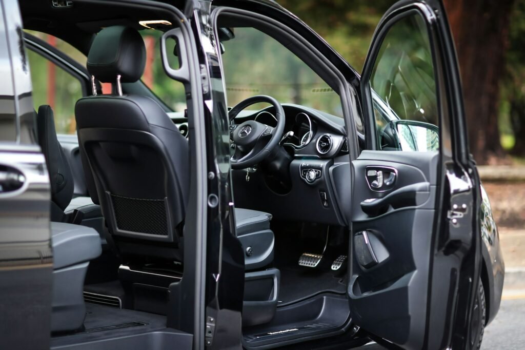 Limousine Ride Dubai (1 Hour)