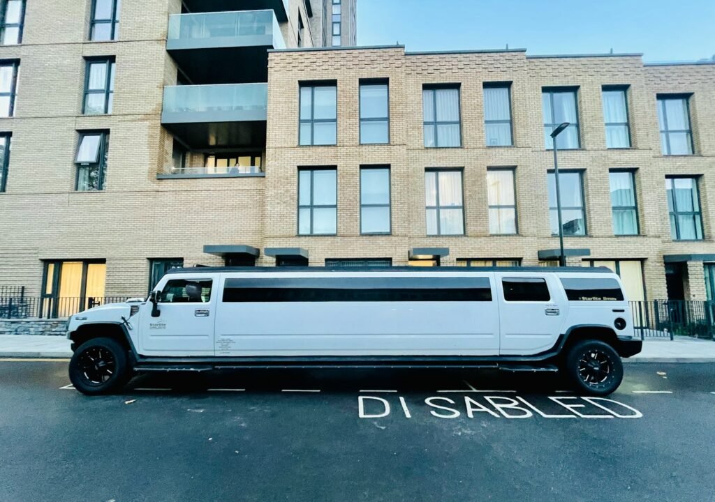 Limousine Ride Dubai (1 Hour)